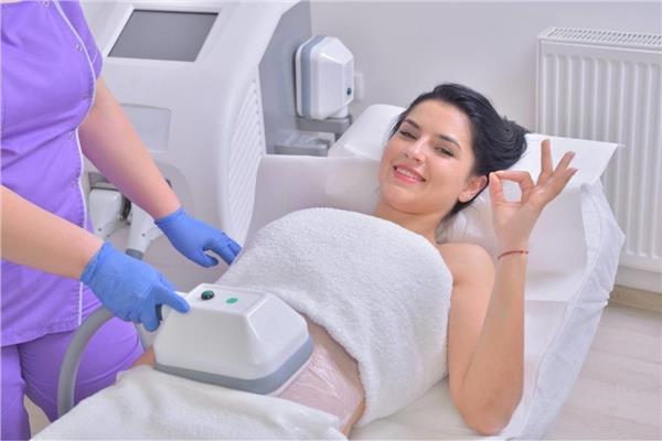 عملية تجميد الدهون