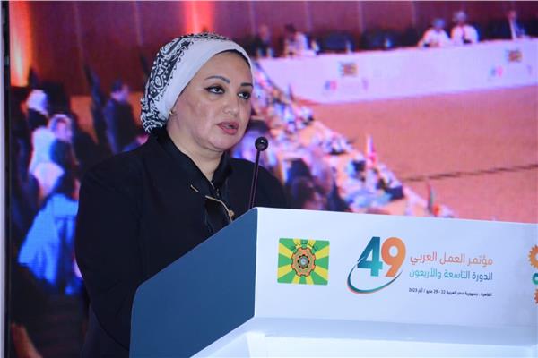   سولاف درويش وكيل لجنة القوى العاملة بمجلس النواب 