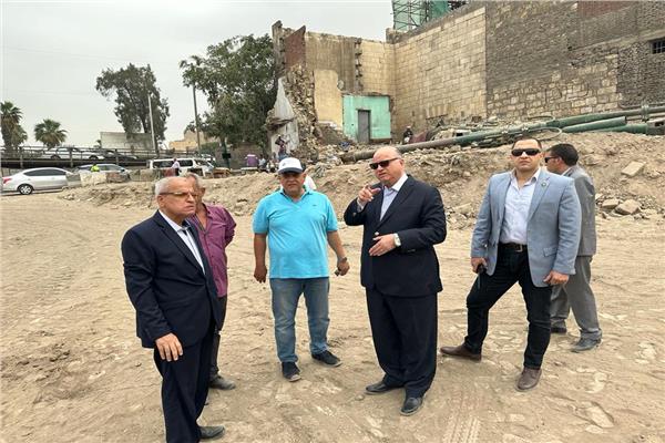 محافظ القاهرة يتفقد اعمال الازالة