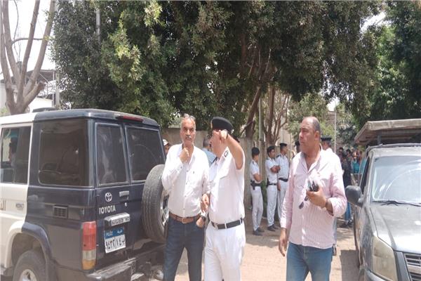 استجابة للمواطنين.. رفع إشغالات الباعة الجائلين بالدقي