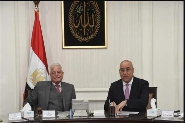 وزير الإسكان ومحافظ جنوب سيناء