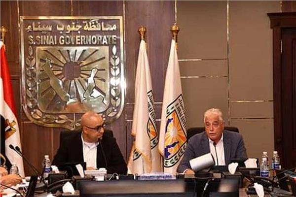  جانب من لقاء وزير الإسكان و محافظ جنوب سيناء