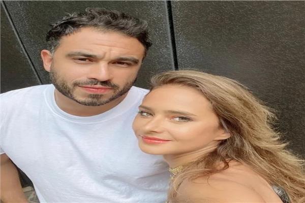 هشام عاشور ونيللي كريم