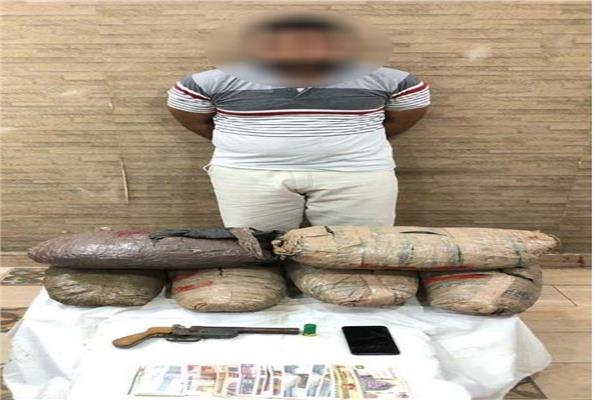 المتهم والمضبوطات