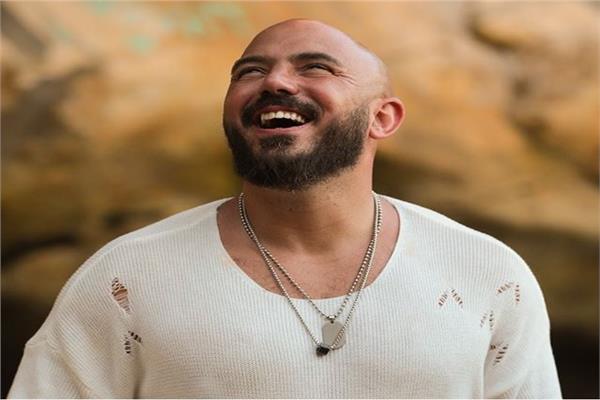  المطرب محمود العسيلي