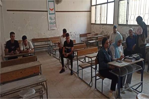 فاعليات المحاضرات المجانية لطلاب الثانوية العامة بإدارة المستقبل التعليمية