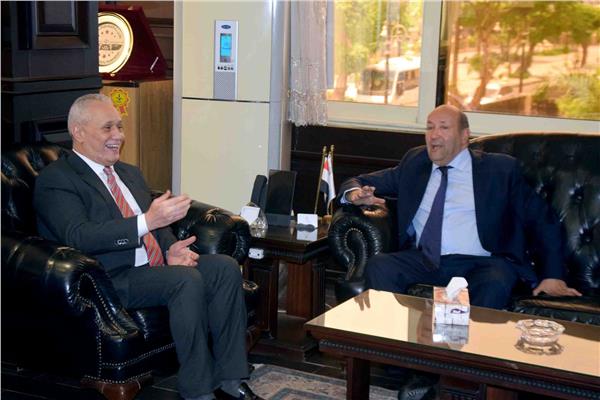 المستشار مصطفى ألهم محافظ الأقصر