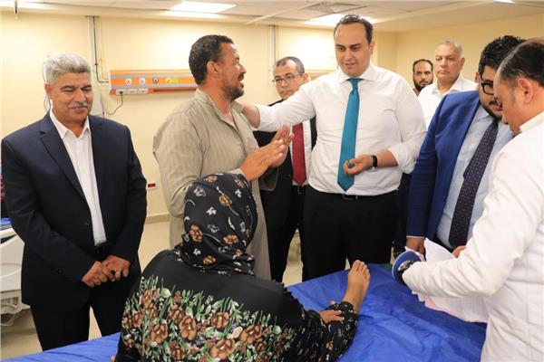 رئيس هيئة الرعاية الصحية يطمئن على الخدمة الطبية  بمجمع الإسماعيلية
