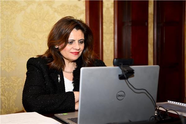 السفيرة سها جندي وزيرة الهجرة