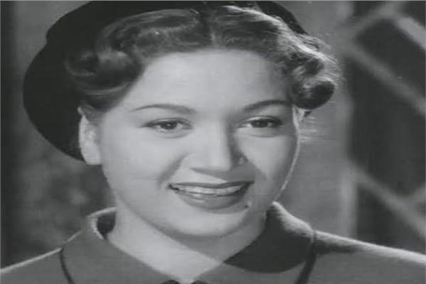 الفنانة الكبيرة هدى سلطان