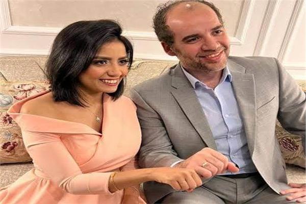 الفنانة سهر الصايغ و خطيبها السابق