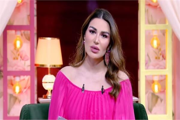   سارة نخلة