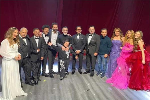 فريق عمل مسرحية ميمو