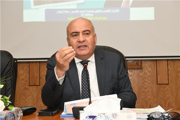  اللواء أشرف الداودي محافظ قنا 