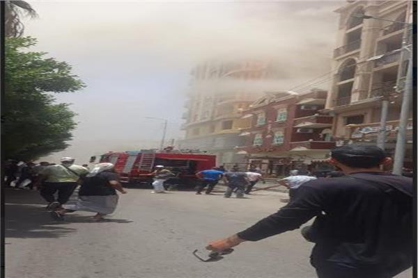 السيطرة علي حريق بمطعم دجاج