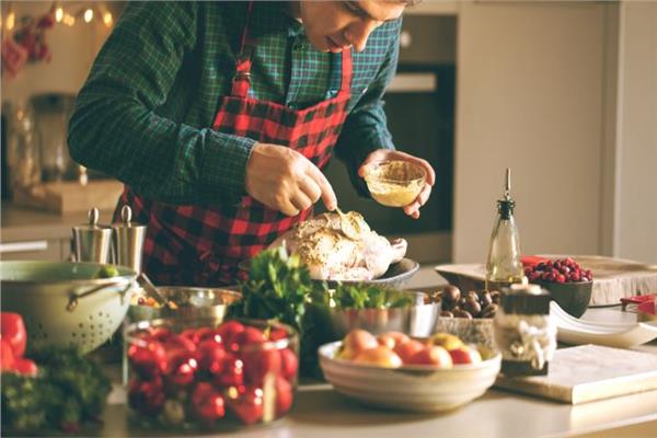 أسباب تفوق الرجال على النساء في الطبخ