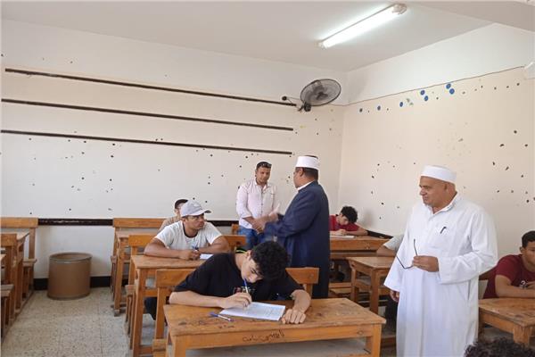 الفرحة تعم طلاب الثانوية الأزهرية بالإسماعيلية