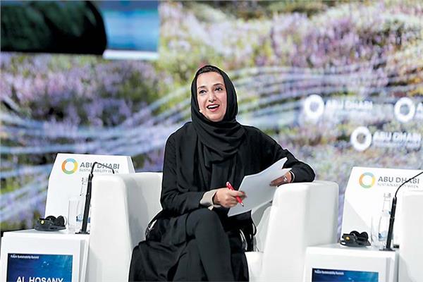 الدكتورة نوال خليفة الحوسني