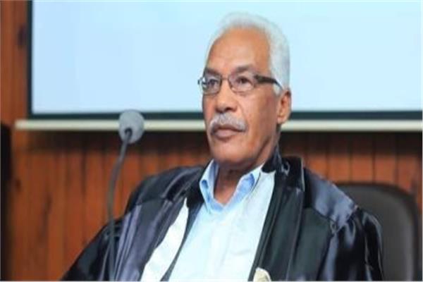 عالم الترميم الراحل محمد عبد الهادى