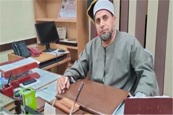 الدكتور السيد أحمد الجنيدي رئيس الإدارة المركزية لمنطقة الشرقية الأزهرية 