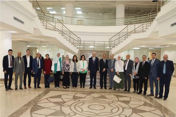  الدكتور أحمد القاصد رئيس جامعة المنوفية 