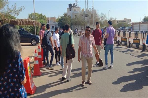 طلاب الثانوية العامة بجنوب سيناء