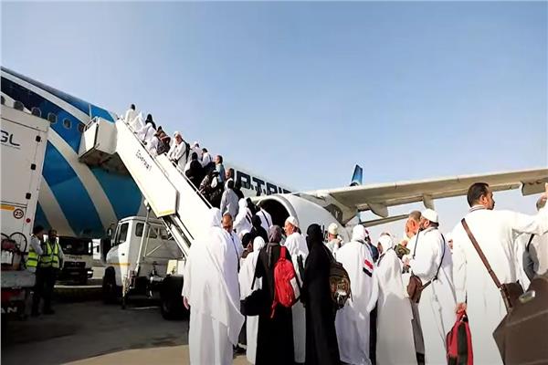 مغادرة الحجاج للأراضي المقدسة