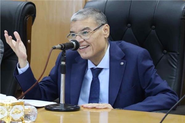 اللواء أسامة القاضي محافظ المنيا