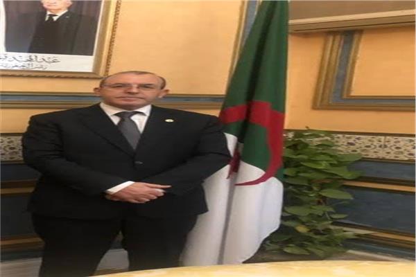 السفير محند صالح لعجوزي