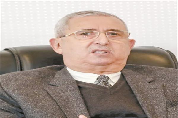   د. حلمى الغر