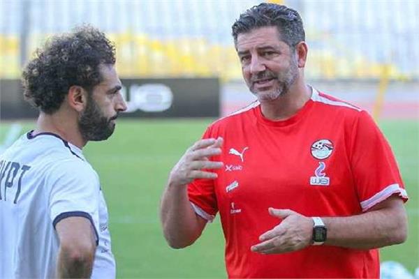 فيتوريا ومحمد صلاح