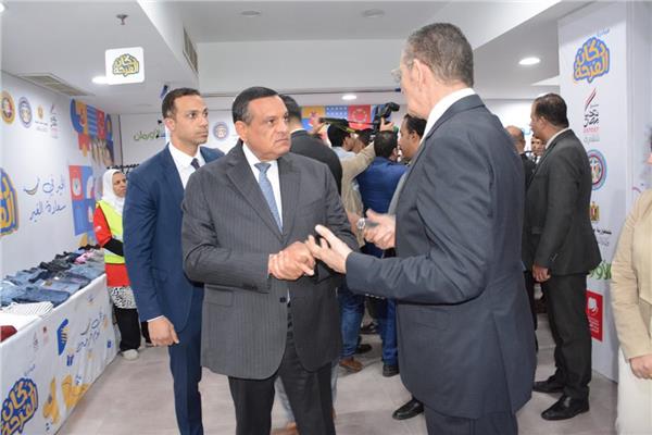 وزير التنمية المحلية يشهد الاحتفالية الكبرى