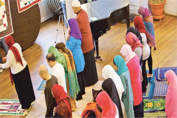  إمامة المرأة للنساء في الصلاة