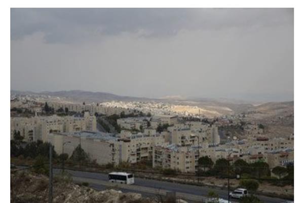 مستوطنة بسغات زئيف في القدس الشرقية