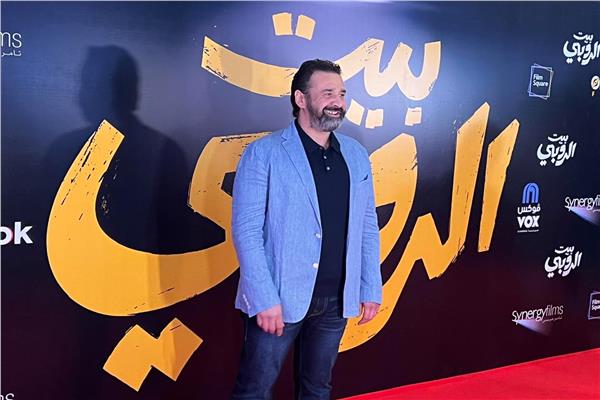 كريم عبد العزيز 