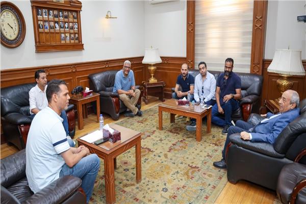 من "مهندسي الملاحة الجوية" يزور نقيب المهندسين