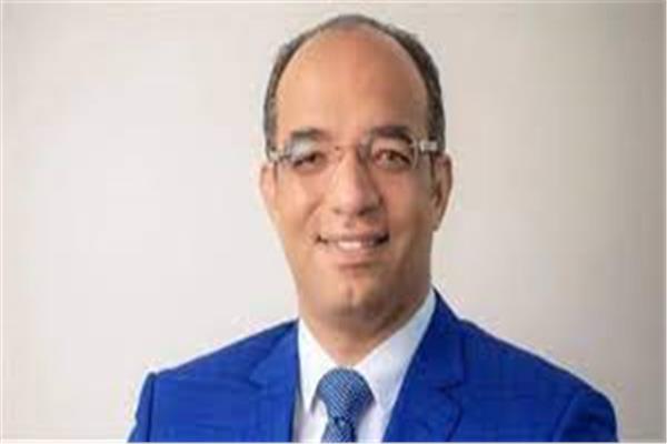  النائب الدكتور على مهران رئيس لجنة الصحة والسكان بمجلس الشيوخ