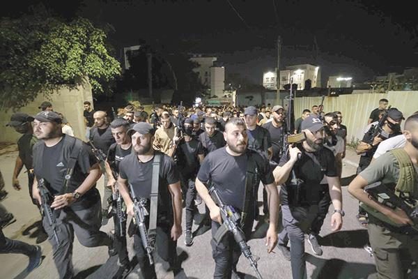 مظاهرة ضد اغتيال فلسطينيين فى مدينة جنين بالضفة