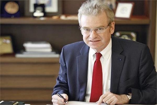 المتحدث باسم الخارجيه الفرنسية السفير  باتريس باولى