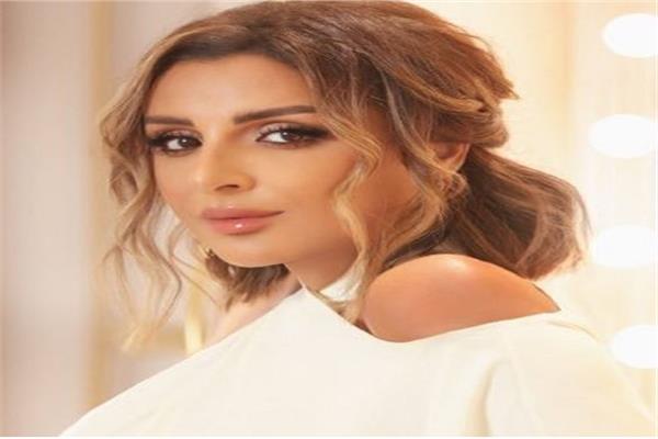 الفنانة أنغام