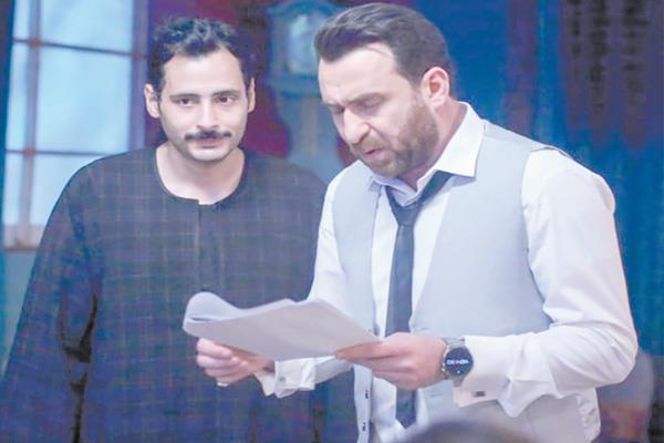 نضال الشافعى وحامد الشراب فى كواليس تصوير «رووف كافيه»