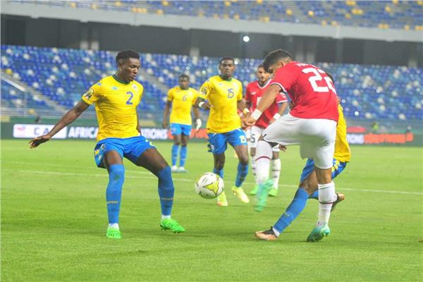 صورة من مباراة منتخب مصر والجابون الأولمبي