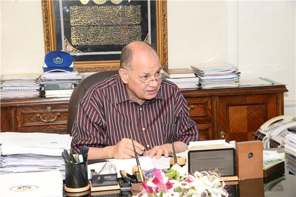  اللواء عصام سعد محافظ أسيوط