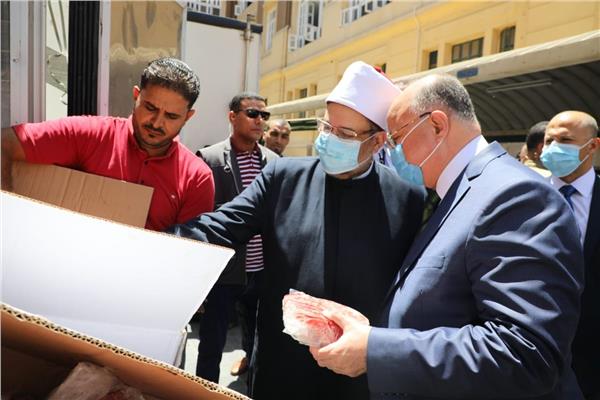 وزير الأوقاف ومحافظ القاهرة