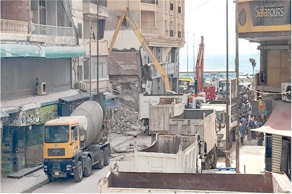 انهيار برج سيدى بشر