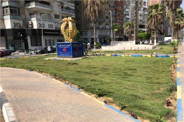 تطوير وتجميل ميدان البلاچات بحيِّ أول الإسماعيلية 