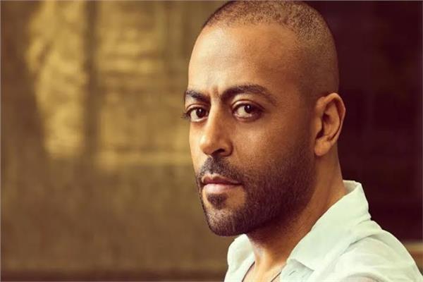 تامر عاشور 