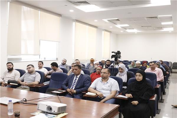 فاعليات الدورة التدريبية للباحثين في نصوص التراث الإسلامي