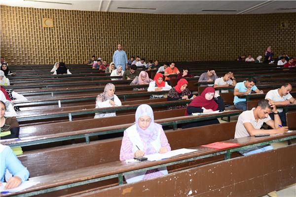 لجان امتحانات الفصل الدراسي الثاني