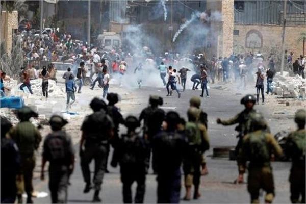 خمس إصابات بالرصاص خلال مواجهات بين الفلسطينيين والاحتلال الإسرائيلي غرب رام الله